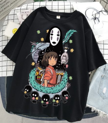 Playera con diseño de El viaje de Chihiro para mujer
