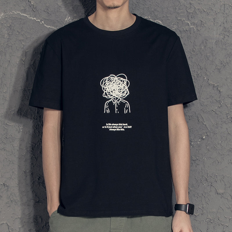 Playera blanca con estampado gráfico para hombre