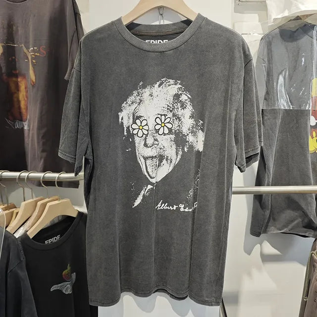 Playera retro informal de manga corta y cuello redondo para todos.